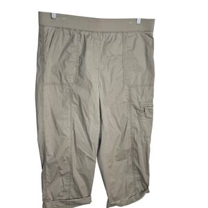 Chicos Womens Capri Cargo Pants Tan Elastic Waist Pockets Roll Cuff Size 14 2.5
